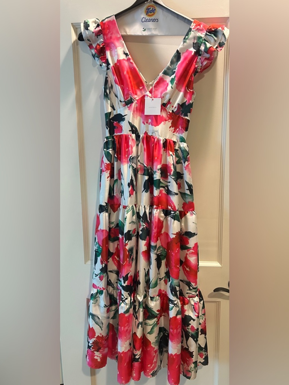 NWT Pink Green Floral Tiered flutter sleeve Dress Size small by Lavender Brown